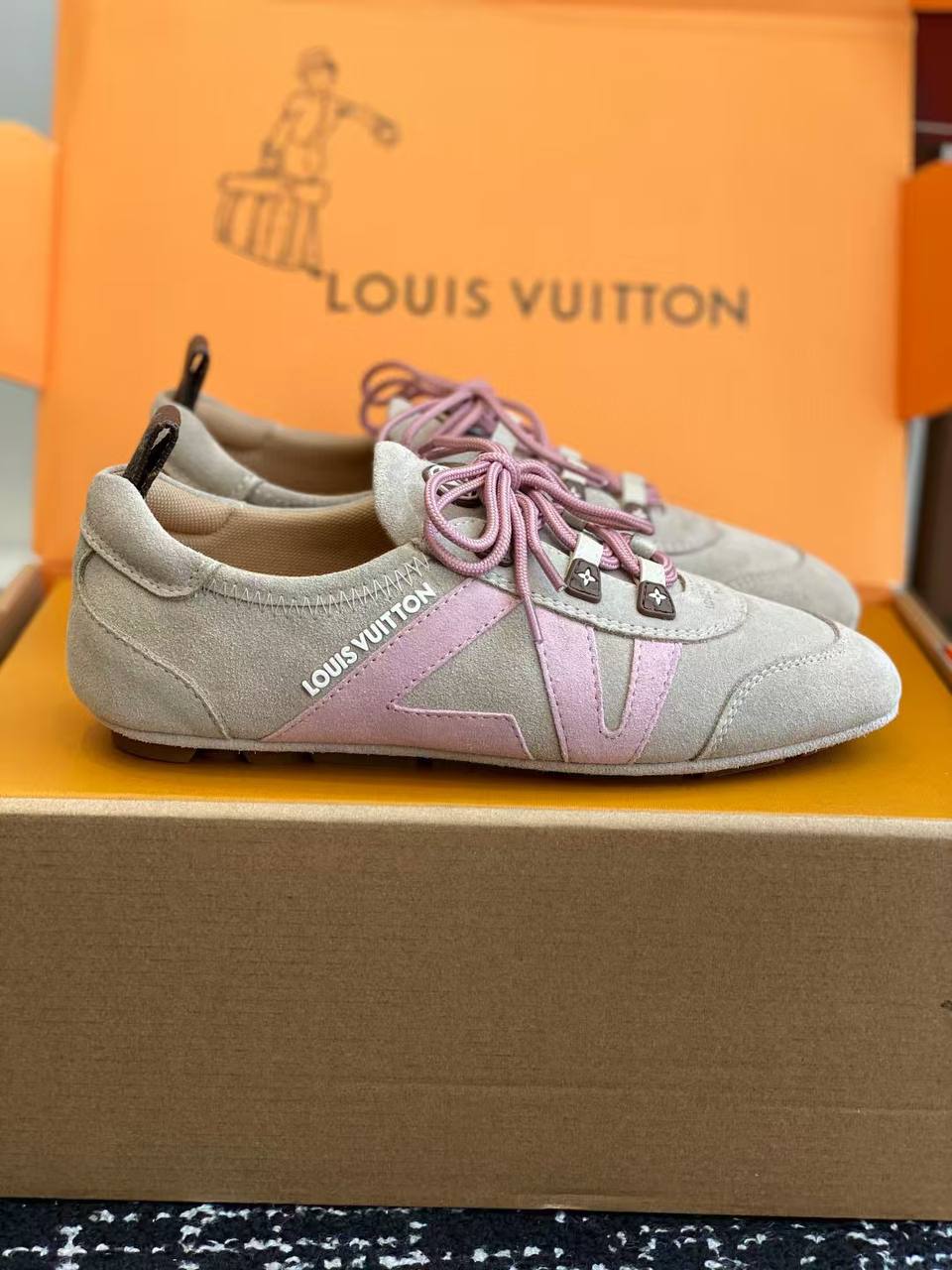 Louis Vuitton LV Trainer Sneaker - Gray