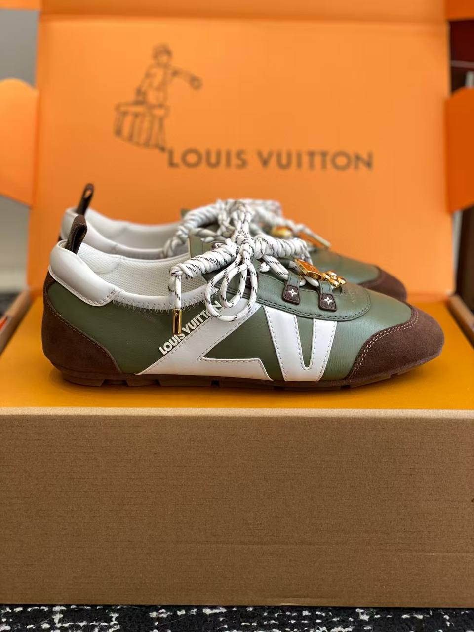 Louis Vuitton LV Trainer Sneaker - Gray